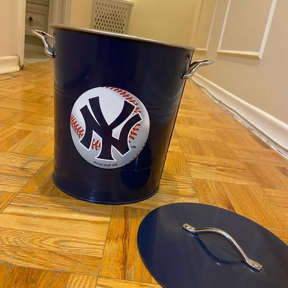 Vintage 2005 MLB New York Yankees Ice Bucket - Picture 6 of 6